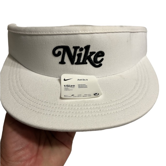 Nike Accessories - Nike Unisex White Adult Viser One Size